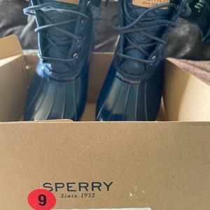 Sperry boots
